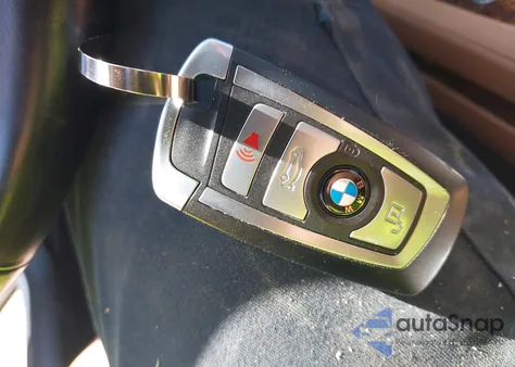 2013 BMW 750I z USA, uszkodzony, nr VIN WBAYA8C52DD227837